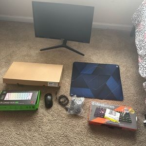 Gaming keyboards and mouse’s/gaming monitor(meet ups only in Raleigh/garner nc